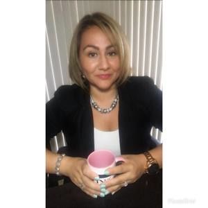 Meet your Posher, Alexandra casas